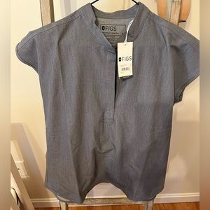 FIGS Graphite Rafaela Scrub top M